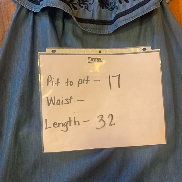 Crown & Ivy dress women’s small chambray blue embroidered pockets a-line - Picture 7 of 9